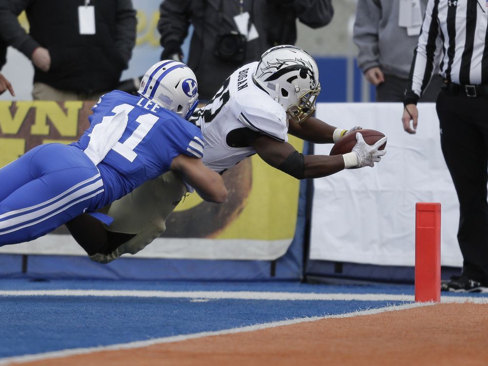 BYU QB Zach Wilson a perfect 18 for 18 in Idaho Potato Bowl win over WMU 