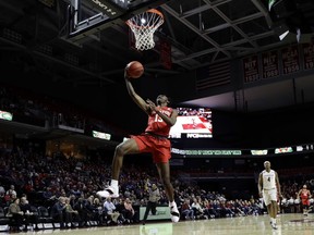 Houston's Dejon Jarreau goes up for a shot during the first half of an NCAA college basketball game against Temple, Wednesday, Jan. 9, 2019, in Philadelphia.