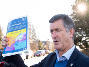 Former NDP MP Svend Robinson announces that he will be running for a seat in the 2019 federal election, outside his childhood home in Burnaby, B.C., on Jan. 15, 2019.