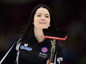 Wild Card skip Kerri Einarson takes on Manitoba at the Scotties Tournament of Hearts in Penticton, B.C., on Saturday, Feb. 3, 2018. -- Kerri Einarson of Manitoba will battle Casey Scheidegger of Alberta for the final spot in the main draw at the Scotties Tournament of Hearts. The winner will be one of the favourites, while the loser goes home.