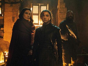 Melisandre, Queen Arya, The Hound in "The Long Night."
