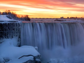 Dynamic companies already proudly call Niagara Falls their home and capitalize on the countless benefits of this economic hub, including a tourism industry attracting 14 million people annually