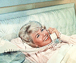 Legendary actress and singer Doris Day dead at 97 from pneumonia
