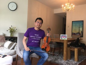 Tom Su credits TELUS’ commitment to giving for inspiring him to volunteer his time and musical talent with hospital patients and their families. During the pandemic, he has shifted online, recording YouTube videos of himself playing the violin and sharing them with those in need of soothing music.