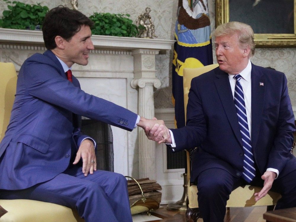  Prime Minister Justin Trudeau meets with U.S. President Donald Trump in the Oval Office of the White House, June 20, 2019.
