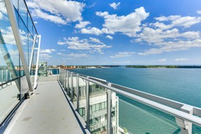 This condo part of 29 Queen's Quay provides northern, southern, eastern and western views of the city's downtown core and harbourfront.