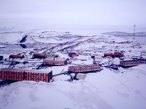 This file photo taken on January 1, 2002 shows the Dumont d'Urville French base on the Antartic Peninsula. - An Australian vessel will supply the Dumont d'Urville and Concordia French bases as the French polar logistic ship Astrolabe is on technical stop, AFP reports on November 21, 2019.