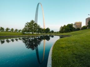 The Gateway Arch National Park in St. Louis is one of Missouri's must-see attractions.