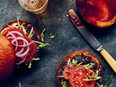 Mushroom-kidney bean burgers