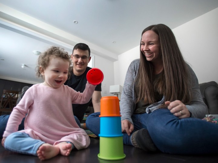  Heart transplant recipient Rosie Audia (LEFT) with her mother Samantha (RIGHT) and father Brian (CENTRE) at their Orillia home, Wednesday February 12, 2020