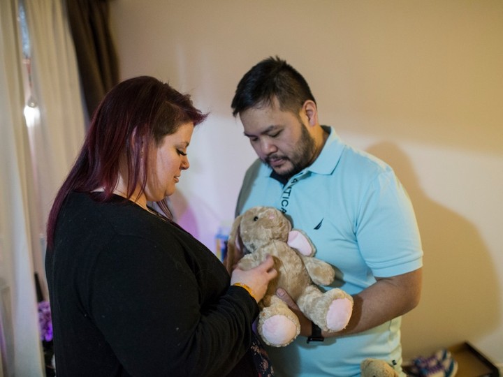  Kristin and Alexsius Chen with a stuffed rabbit containing an audio recording of Rosalie Guiseppina Audia’s heart (the transplant recipient of their deceased daughter’s heart). The pair lost their daughter Ailah to sudden infant death syndrome in June 2018. Nick Kozak / Postmedia News