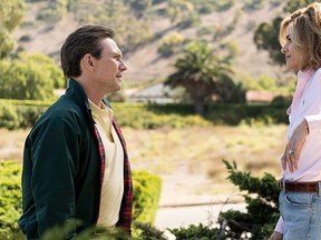 Amanda Peet as double murderer Betty Broderick and Christian Slater as Peet's husband Dan in the Dirty John true crime series on Netflix.