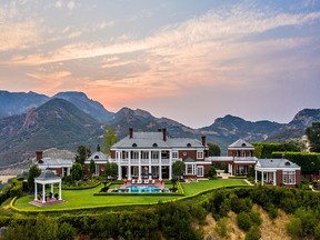 Wayne Gretzky's sprawling Thousand Oaks estate.