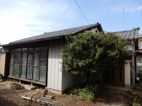 This empty, one-storey home in the city of Tochigi, north of Tokyo, is available for purchase. As of Tuesday afternoon, its listing price is 1.5 million Yen, or C$16,500.