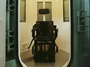 A view of the gas chamber used for executions inside "Death House" at the Florence prison complex in Florence, some 80 miles southeast of Phoenix, Arizona, can be seen in this February 11, 1999, file photo.