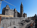 Gesamtansicht der Renovierungsarbeiten außerhalb des Center Blocks auf dem Parliament Hill in Ottawa, 16. Juni 2021.