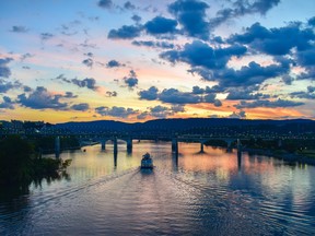 Chattanooga is located on the banks of the Tennessee River. The locals make this city a friendly place to visit.