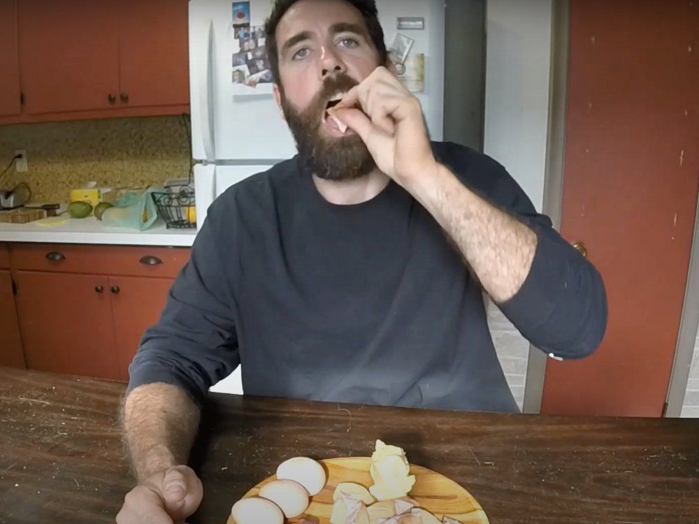 Man who has lived on raw meat (including chicken) for three years says ...