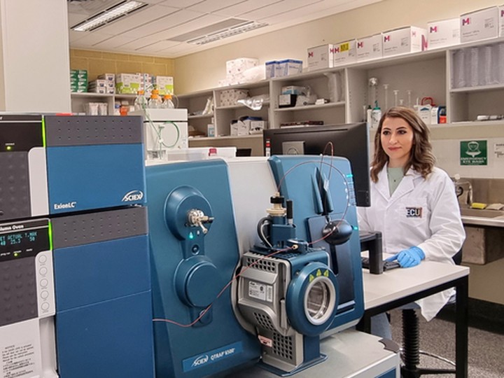  Arineh Tahmasian led the development of new tests for identifying lupin proteins.