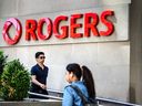 At Rogers Communications Inc.(RCI), the chairman of the company, Edward Rogers, is attempting to orchestrate a corporate shakeup — from the inside. 