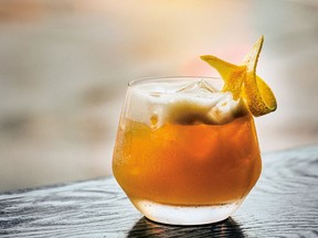 Autumn iced tea from Acorn