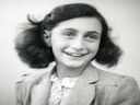 Die Ermittler sind einem Verdächtigen auf den Grund gegangen, der Anne Frank verraten hat, die in ihrem Versteck am Kanal entdeckt wurde und 1945 in einem Konzentrationslager der Nazis starb.