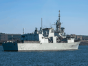 HMCS Montreal sale de Halifax en una misión de seis meses a la OTAN en el Mediterráneo y el Mar Negro el 19 de enero de 2022.