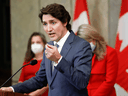 Premierminister Justin Trudeau spricht während einer Pressekonferenz über Kanadas militärische Unterstützung für die Ukraine am 26. Januar 2022 in Ottawa.