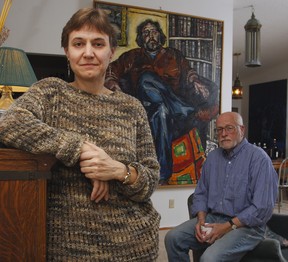 Frances Widdowson und ihr Partner Albert Howard wurden 2008 in ihrem Haus in Calgary abgebildet.