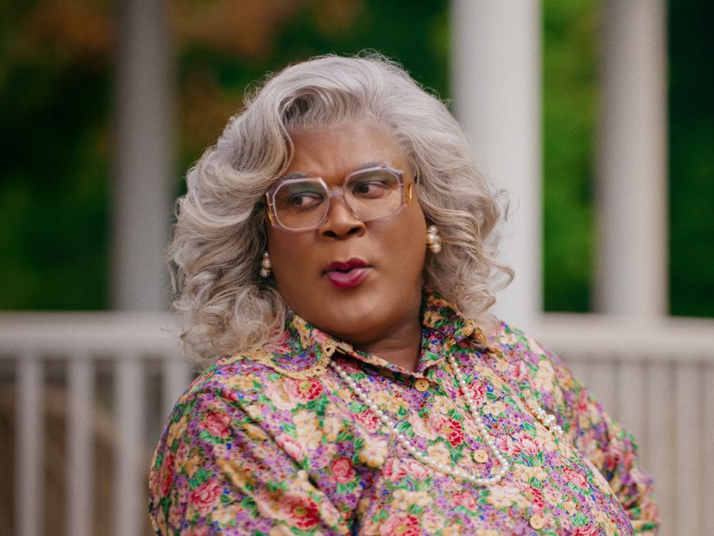 Tyler Perry est de retour, tout comme Madea.  Nous avons parlé aux deux