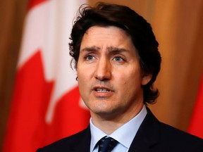 Premierminister Justin Trudeau, der am 23. Februar 2022 in Ottawa gezeigt wurde, sagte, Russlands Vorgehen werde schwerwiegende Folgen haben.