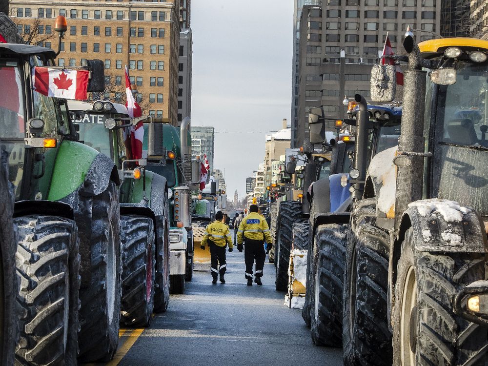pjt-trucker-farmer-protest-4_90156944-w.jpg