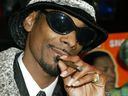 Snoop Dogg uses telekinesis to remember his passwords. / PHOTO BY GEORGE DE SOTA/GETTY IMAGES