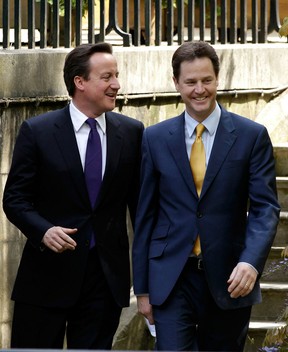 Wenigstens durfte sich der Führer der Liberaldemokraten, Nick Clegg, „stellvertretender Premierminister“ nennen, bevor seine Partei gnadenlos an den Rand gedrängt wurde.