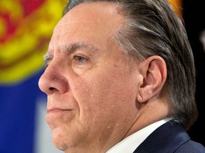 Der Premier von Quebec, Francois Legault, ist während einer Pressekonferenz nach einem Treffen mit den kanadischen Ministerpräsidenten in Toronto im Jahr 2019 abgebildet.