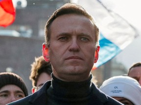 Der Kremlkritiker Alexej Nawalny nimmt an einer Kundgebung anlässlich des 5. Jahrestages der Ermordung des Oppositionspolitikers Boris Nemzow am 29. Februar 2020 in Moskau, Russland, Teil.
