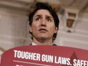 Premierminister Justin Trudeau sagt am Montag, den 30. Mai 2022, in Ottawa beängstigende Dinge über Waffen.