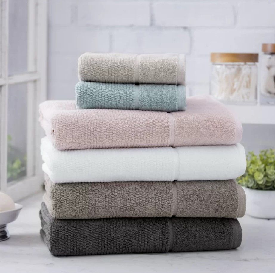 The 'Fluffy and Absorbent' Towels  Shoppers Keep Raving