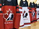 Hockey-Kanada-Trikots.  .  (Mit freundlicher Genehmigung von Hockey Canada)