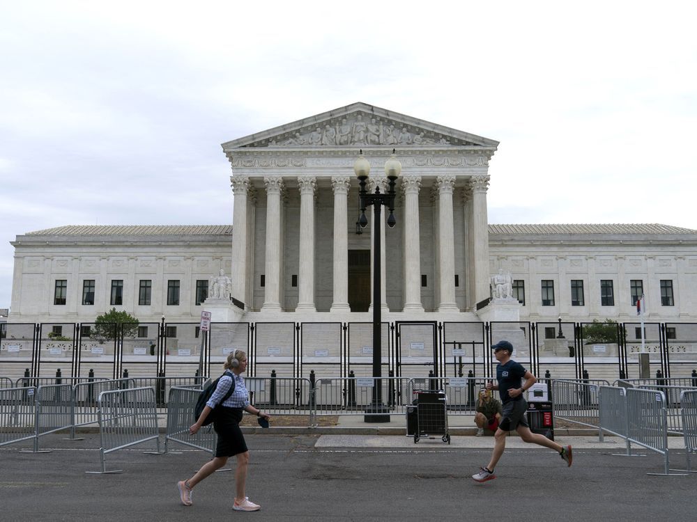 U S Supreme Court Expands Gun Rights In First Major Ruling In A Decade