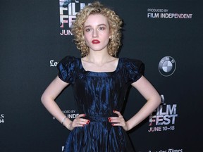 Julia Garner - JAN 19 - Photoshot