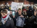 Demonstracja w Warszawie 6 listopada 2021 r. z okazji pierwszej rocznicy orzeczenia Trybunału Konstytucyjnego o prawie całkowitym zakazie aborcji.