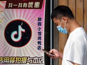 Bundeskonservative werfen der chinesischen Regierung vor, über chinesische soziale Medien Desinformationen zu Wahlen zu verbreiten.