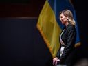Die ukrainische First Lady Olena Zelenska trifft am 20. Juli 2022 in Washington, DC ein, um in einer Ansprache an Mitglieder des Kongresses im Auditorium des Besucherzentrums des US-Kapitols Bemerkungen zu machen. 