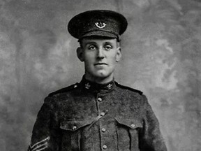 Kompanie Sgt.-Maj.  David George Parfitt ist auf einem Handout-Foto zu sehen.  Parfitt, ein kanadischer Soldat, der während des Ersten Weltkriegs im Kampf getötet wurde, wurde mehr als ein Jahrhundert später identifiziert.