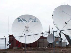 Eine Teslesat-Satellitenstation in Iqaluit, Nunavut.