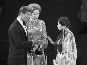 At the 1973 Academy Awards, Sacheen Littlefeather refuses the Academy Award for Best Actor on behalf of Marlon Brando who won for his role in The Godfather. She carries a letter from Brando in which he explains he refused the award in protest of the treatment of Native Americans.
