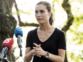 Finnlands Premierministerin Sanna Marin hält am 19. August 2022 in Helsinki, Finnland, eine Pressekonferenz ab, nachdem Videos ihrer Party in den sozialen Medien durchgesickert waren und Kritik ausgelöst hatten. Marin gab zu, dass noch peinlichere Bilder kommen könnten.