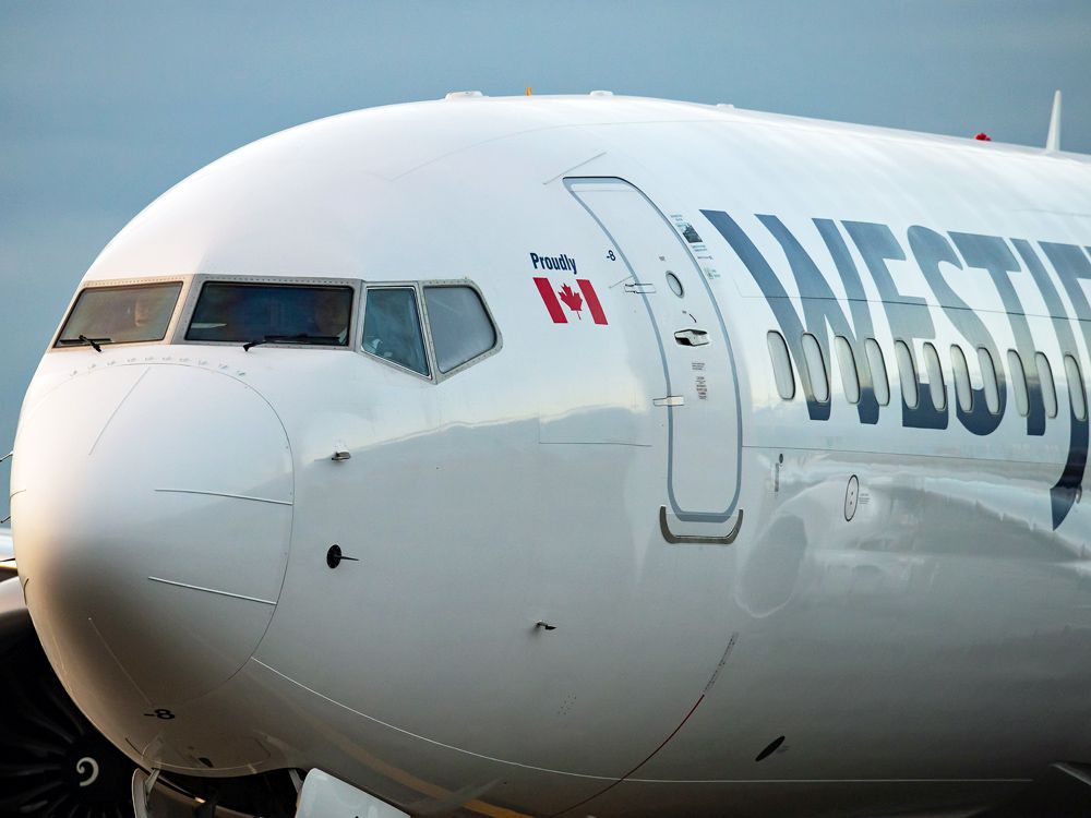 Passenger forced to drag himself off Air Canada flight after