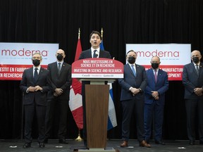 Premierminister Justin Trudeau spricht während einer Ankündigung zur Eröffnung einer Produktions- und Forschungseinrichtung für Impfstoffe von Moderna in Montreal am Freitag, den 29. April 2022.